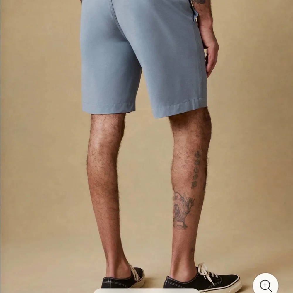 Faherty All Day Short 9” Flat-Front in Deep Marine, Size 33
